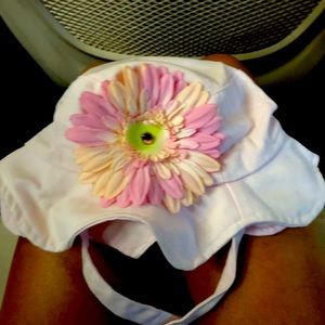 Pink summer hat. 3-12 months